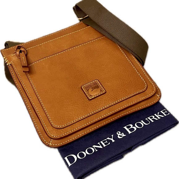 Dooney & Bourke Italian Florentine Leather Crossbody Bag - Picture 3 of 11